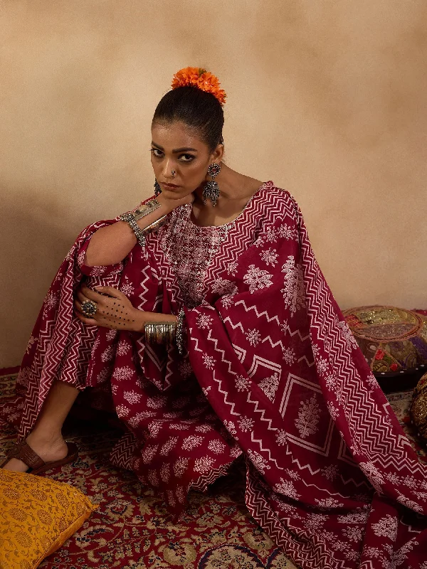 Women Maroon Printed Straight Kurta Trousers With Dupatta Set - Taantav Trousers stylish elegant Women Maroon Printed Straight Kurta Trousers With Dupatta Set - Taantav Trousers stylish elegant