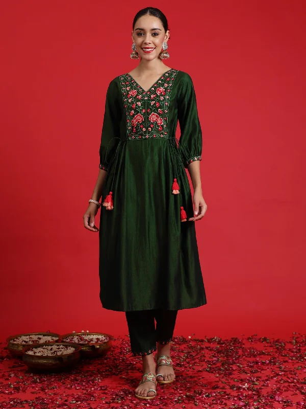 Women Green Embroidered A-Line Kurta Trousers Set - Taantav Trousers Designer Luxury Women Green Embroidered A-Line Kurta Trousers Set - Taantav Trousers Designer Luxury