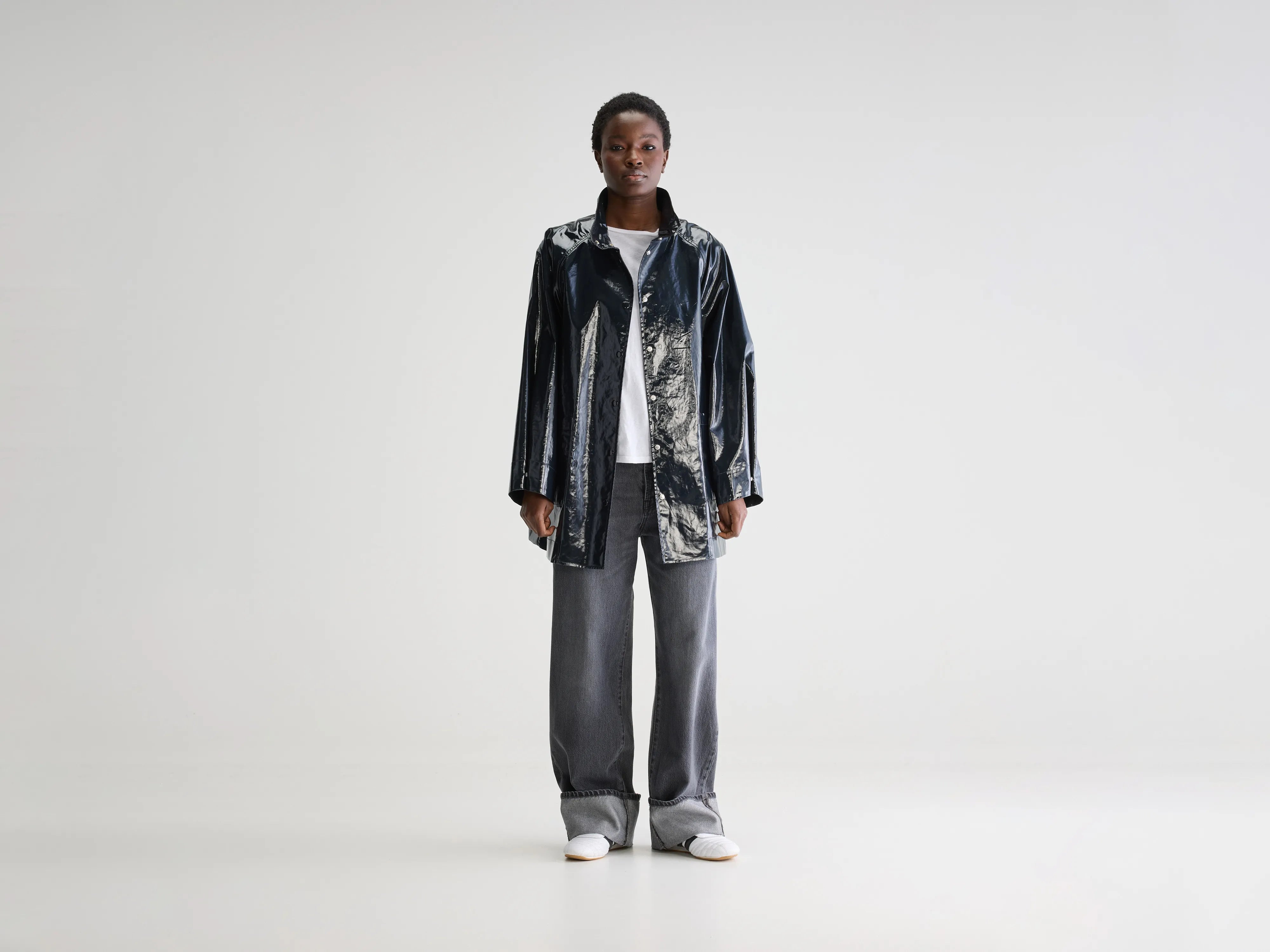 Haily trench jacket (251 / W / NAVY) Embroidered Jacket Appliqued Jacket Beaded Jacket Haily trench jacket (251 / W / NAVY) Embroidered Jacket Appliqued Jacket Beaded Jacket