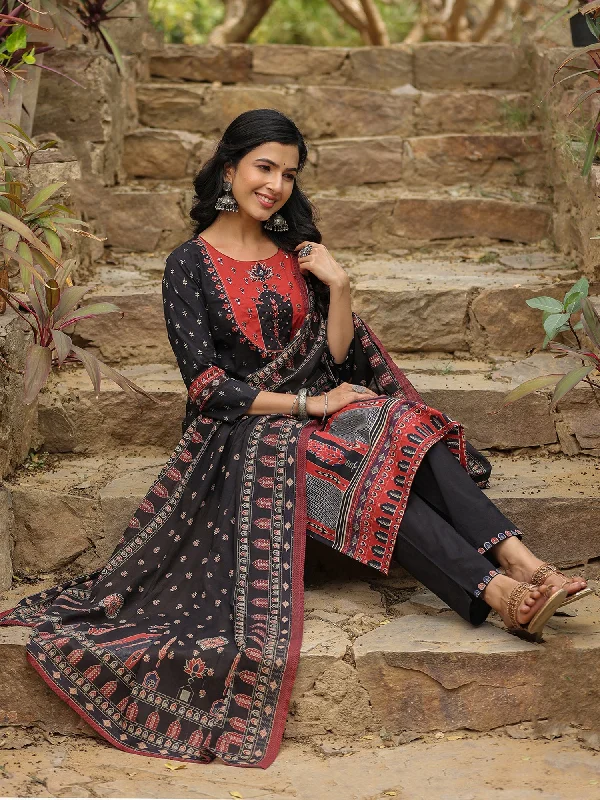 Women Black Printed Straight Kurta Trousers With Dupatta Set - Taantav Trousers Canvas Durable Women Black Printed Straight Kurta Trousers With Dupatta Set - Taantav Trousers Canvas Durable