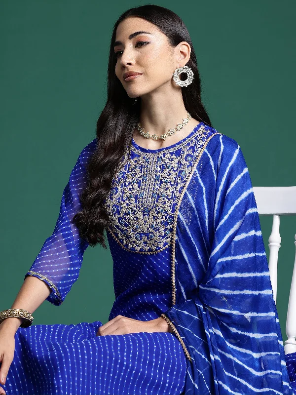 Women Blue Printed Straight Kurta Trousers With Dupatta Set - Taantav Trousers Print Floral Women Blue Printed Straight Kurta Trousers With Dupatta Set - Taantav Trousers Print Floral