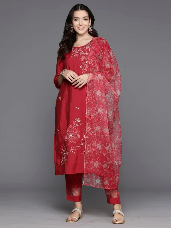 Women Red Embroidered Straight Kurta Trousers With Dupatta Set - Taantav Trousers luxurious high-end Women Red Embroidered Straight Kurta Trousers With Dupatta Set - Taantav Trousers luxurious high-end