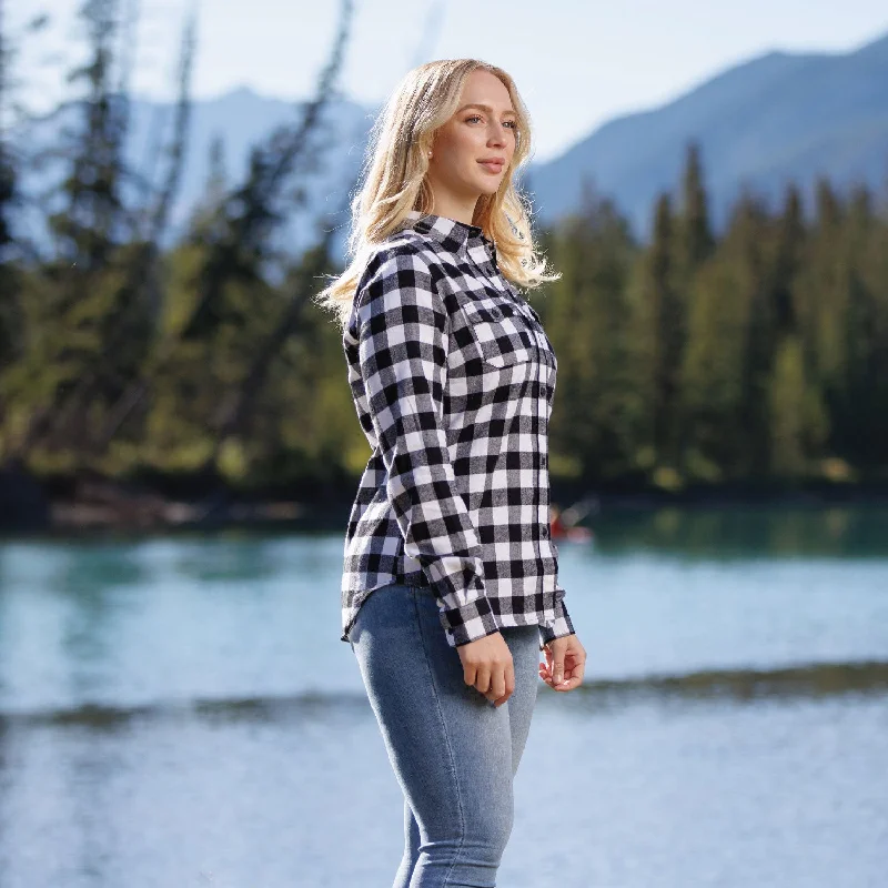 600 Woman's Button Shirt Black White Buffalo Check Chenille Blend Fleece Blend Nylon Blend 600 Woman's Button Shirt Black White Buffalo Check Chenille Blend Fleece Blend Nylon Blend